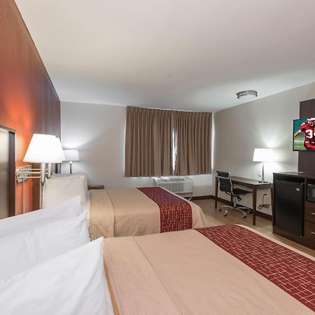Red Roof Inn Plus+ Поукипси Экстерьер фото